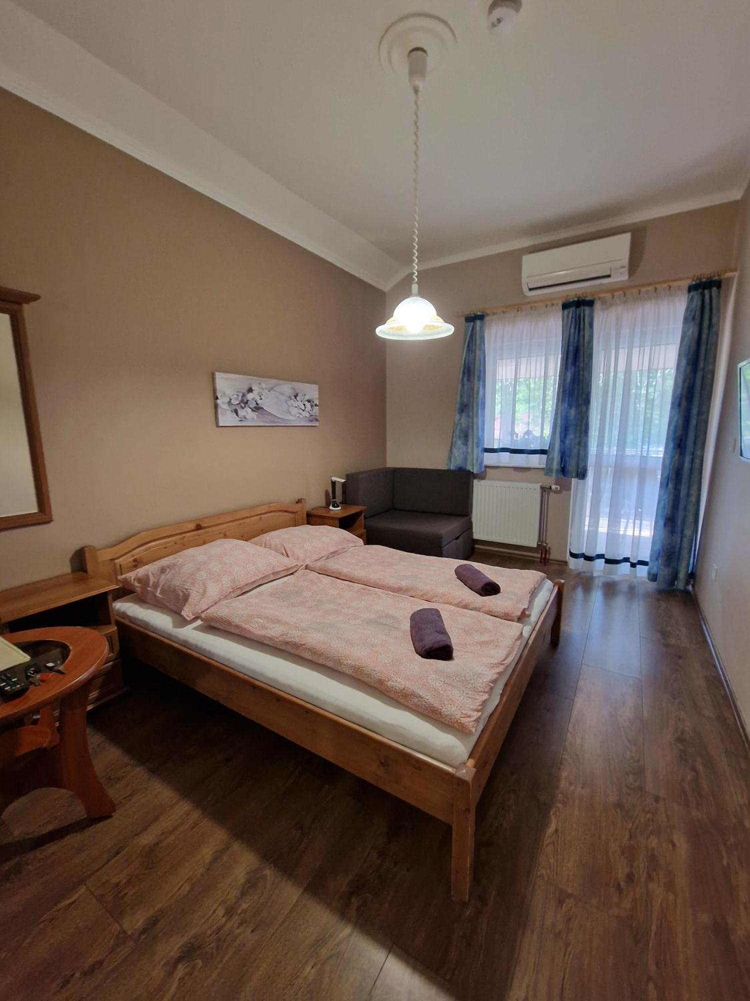 Villa Leticia Siófok Zewnętrze zdjęcie